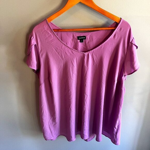 Torrid  Purple Blouse T-Shirt Flowy Size 3 Light Weight Business Casual Plus - Picture 1 of 8